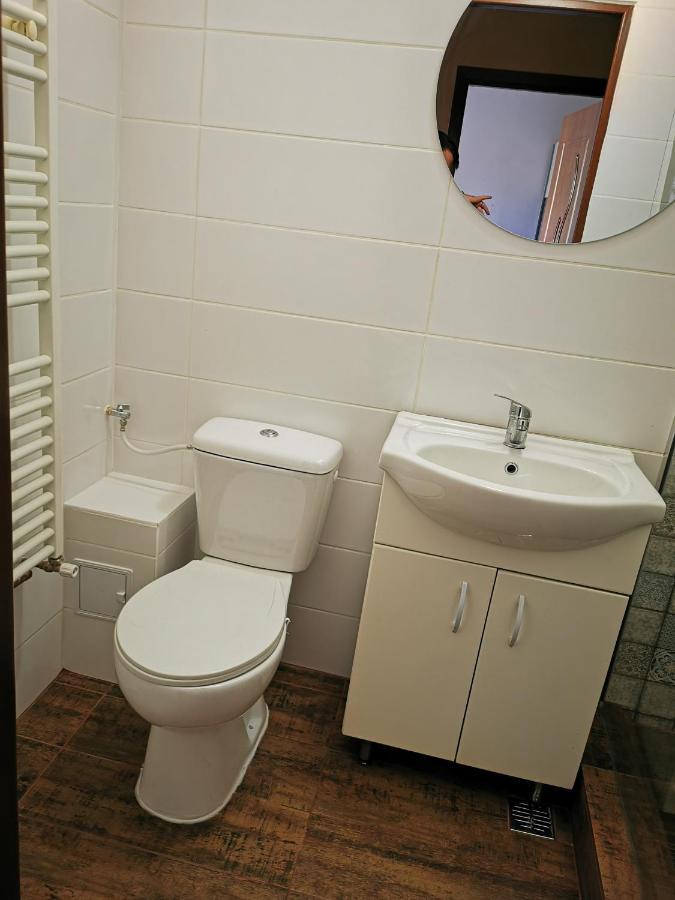 Apartamento Garsoniera Flamingo Garii 4 Braşov Exterior foto