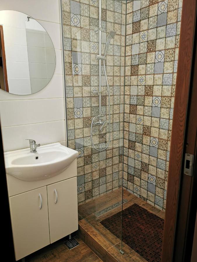 Apartamento Garsoniera Flamingo Garii 4 Braşov Exterior foto