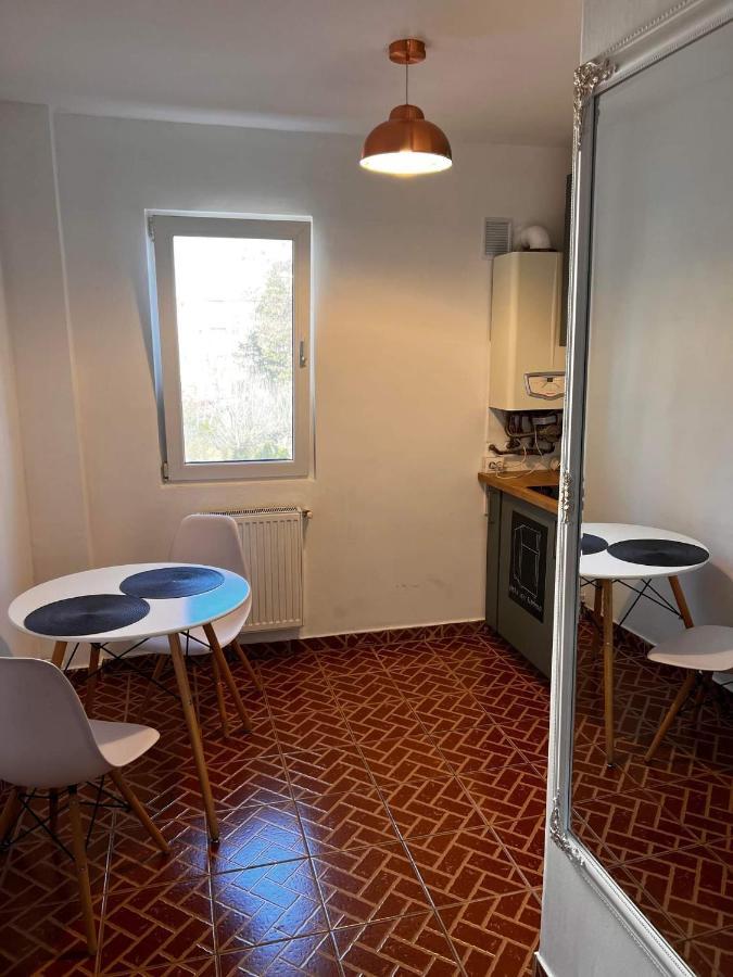 Apartamento Garsoniera Flamingo Garii 4 Braşov Exterior foto